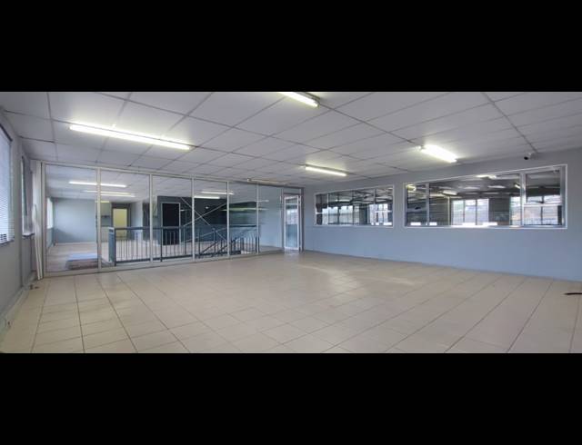 1,033M² WAREHOUSE TO LET IN SAMRAND BUSINESS PARK